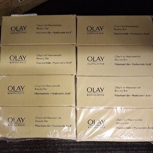 Olay Niacinamide Beauty Bar Set